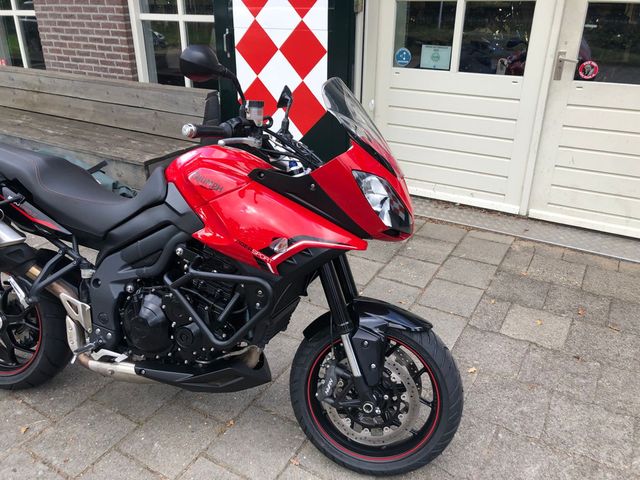 triumph - tiger-1050-sport