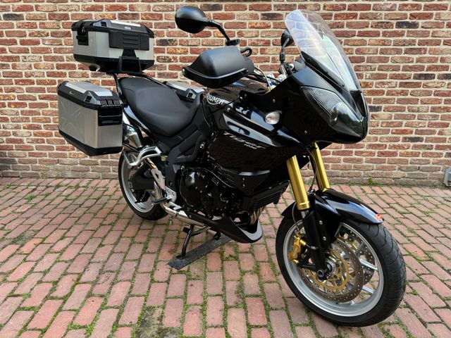 triumph - tiger-1050-sport