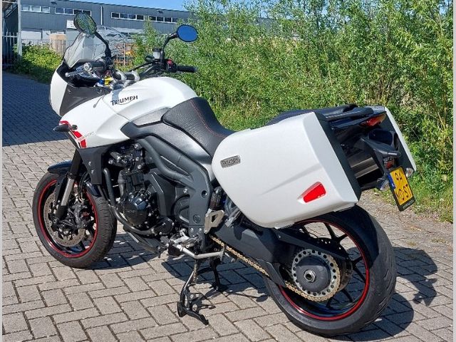 triumph - tiger-1050-sport