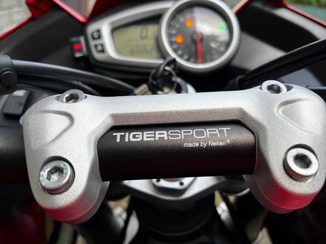 triumph - tiger-1050-sport