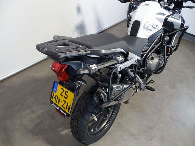 triumph - tiger-1200-alpine-edition