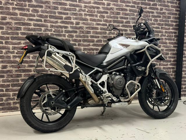 triumph - tiger-1200-gt-pro