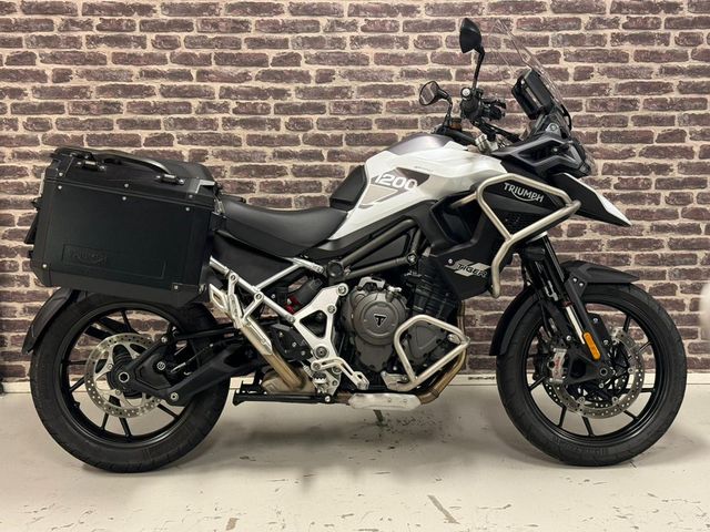 triumph - tiger-1200-gt-pro