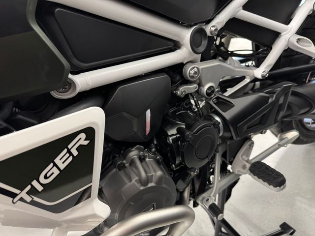 triumph - tiger-1200-rally-explorer