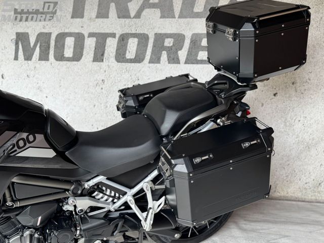 triumph - tiger-1200-rally-pro