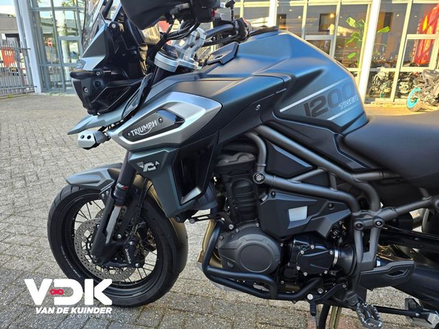 triumph - tiger-1200-xca