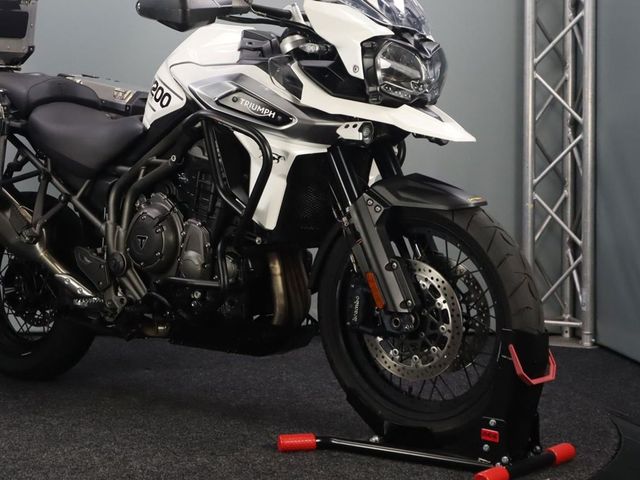 triumph - tiger-1200-xca