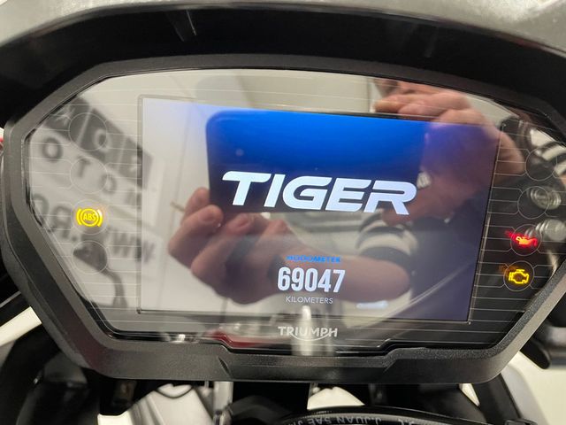 triumph - tiger-1200-xrt