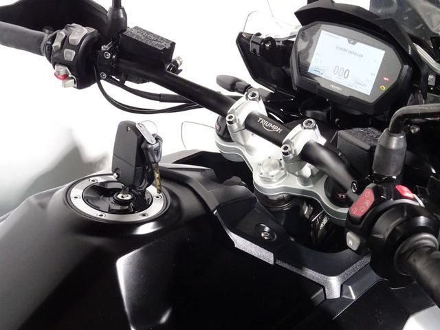 triumph - tiger-1200-xrt