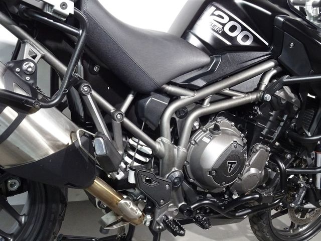 triumph - tiger-1200-xrt