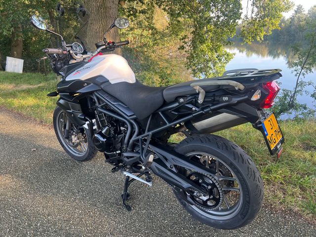 triumph - tiger-800