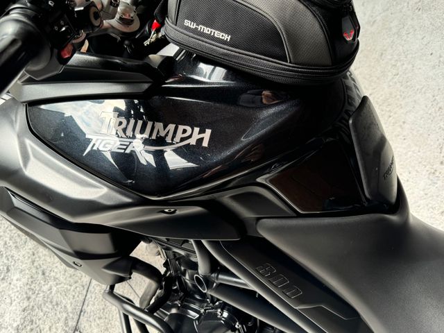 triumph - tiger-800