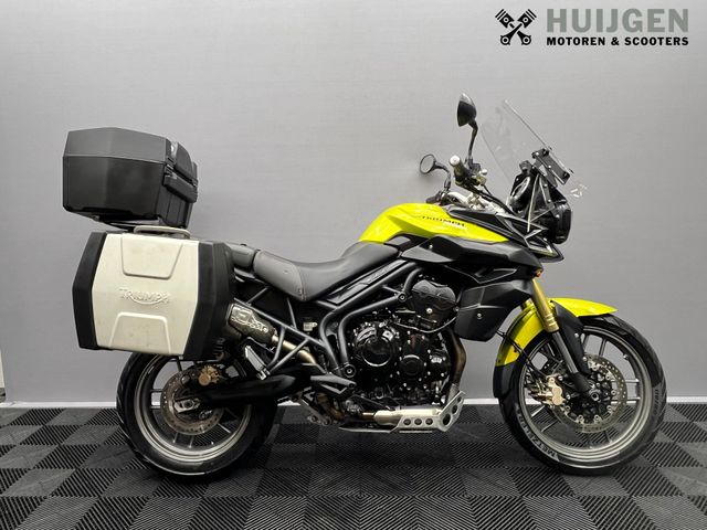 triumph - tiger-800