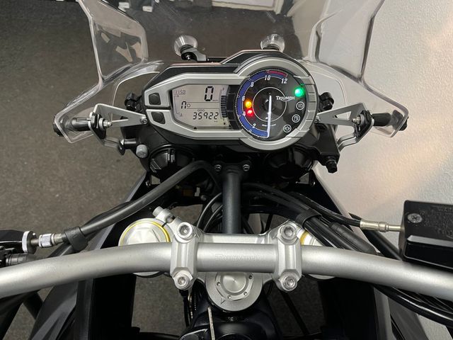 triumph - tiger-800