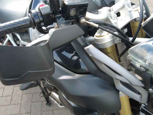 triumph - tiger-800