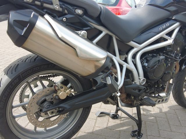 triumph - tiger-800