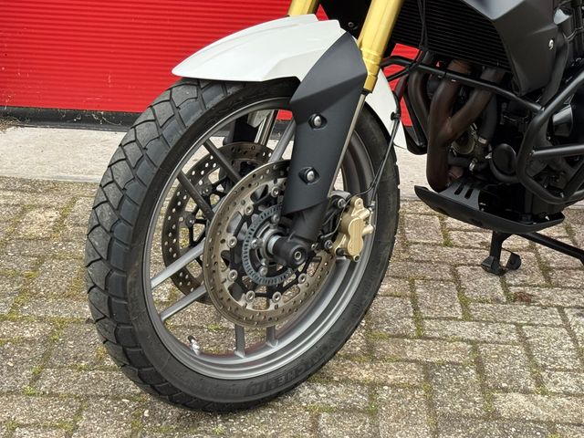 triumph - tiger-800