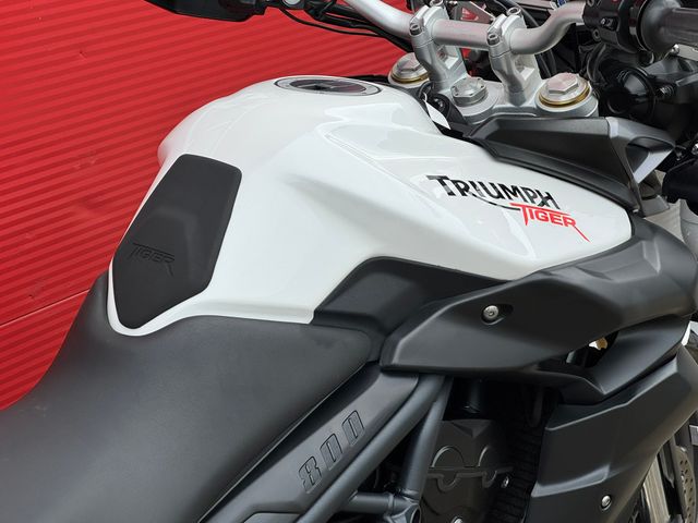 triumph - tiger-800