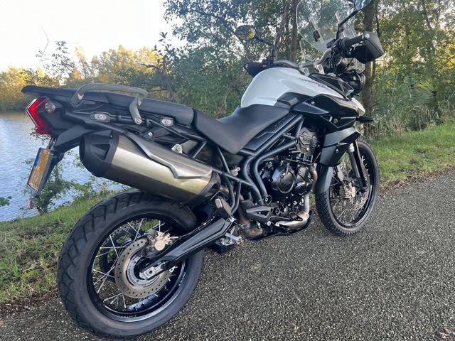 triumph - tiger-800-xc