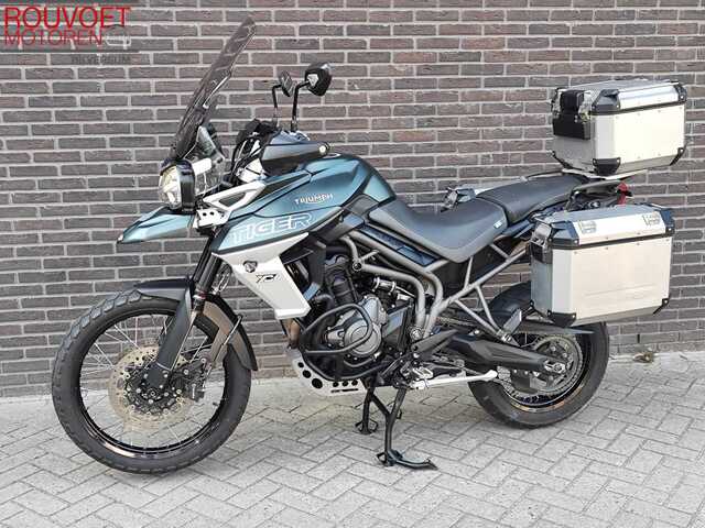 triumph - tiger-800-xca