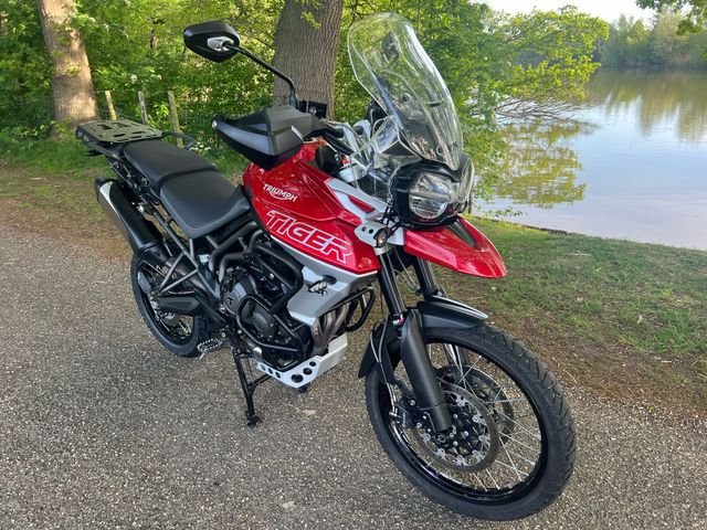 triumph - tiger-800-xca