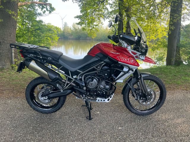 triumph - tiger-800-xca