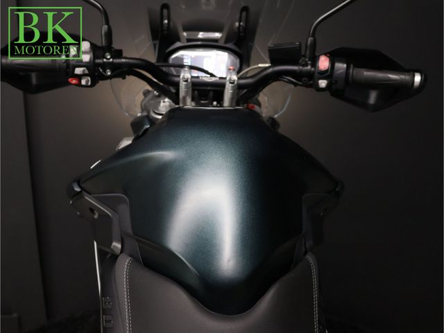 triumph - tiger-800-xca