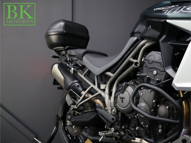 triumph - tiger-800-xca