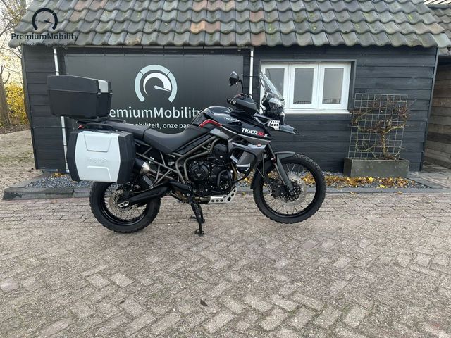 triumph - tiger-800-xcx