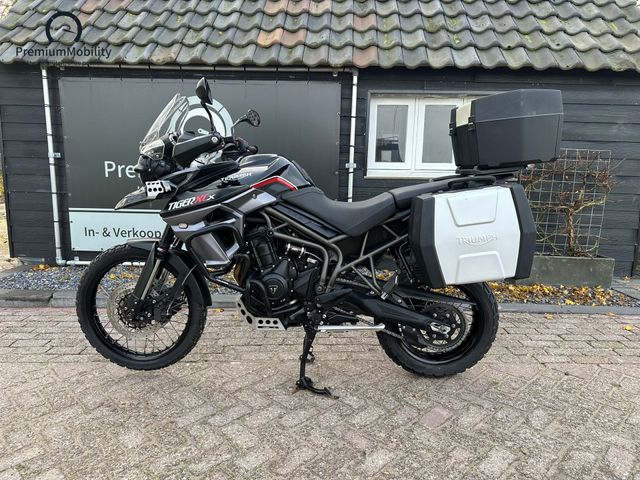 triumph - tiger-800-xcx