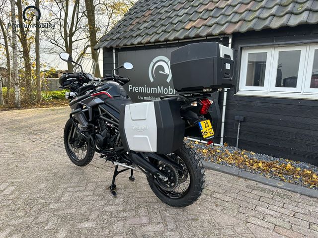 triumph - tiger-800-xcx