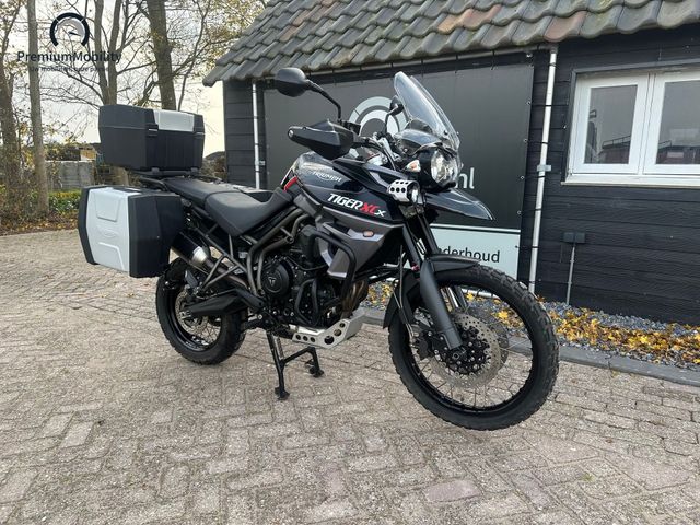 triumph - tiger-800-xcx