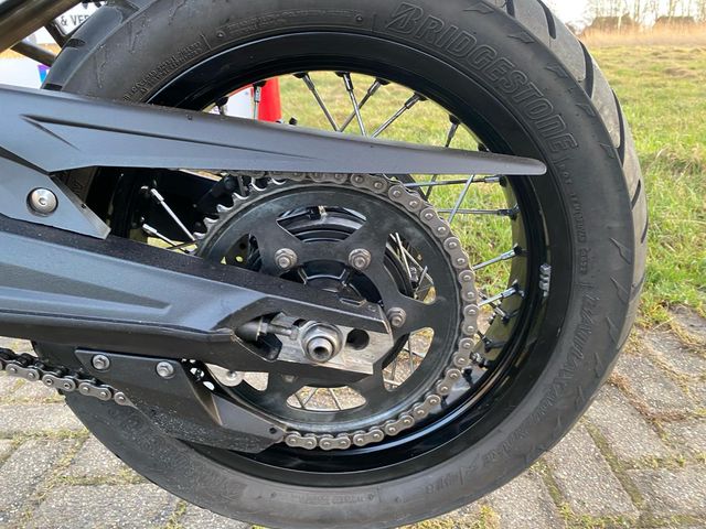 triumph - tiger-800-xcx