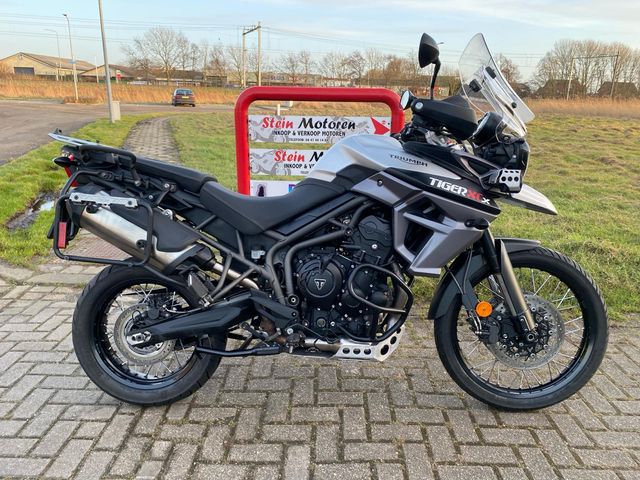 triumph - tiger-800-xcx