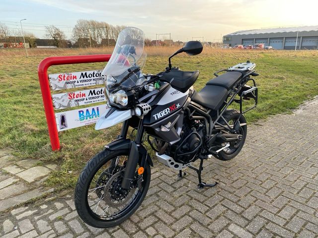 triumph - tiger-800-xcx