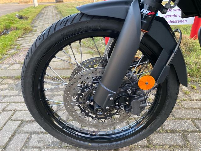 triumph - tiger-800-xcx