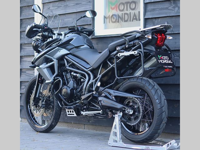 triumph - tiger-800-xcx