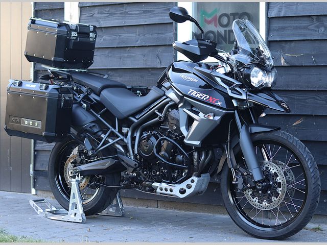triumph - tiger-800-xcx