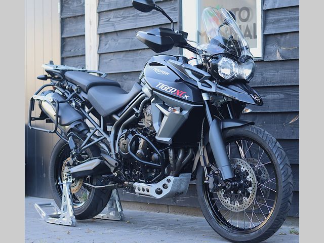 triumph - tiger-800-xcx