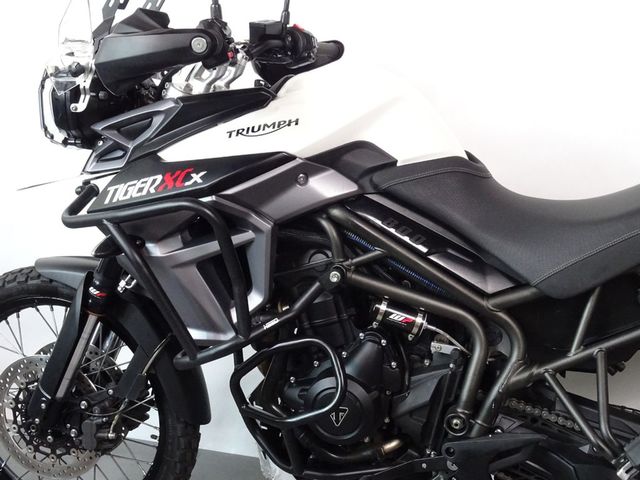 triumph - tiger-800-xcx
