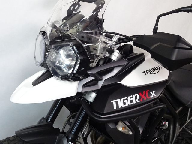 triumph - tiger-800-xcx