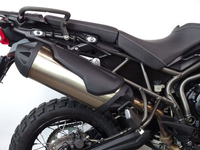 triumph - tiger-800-xcx