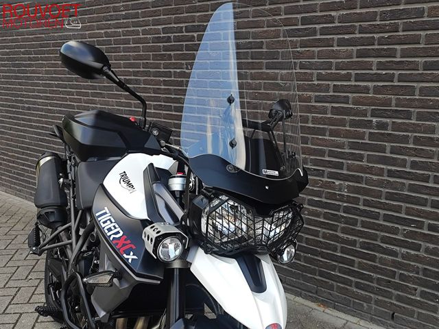triumph - tiger-800-xcx