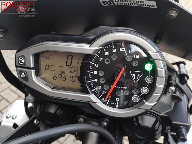 triumph - tiger-800-xcx