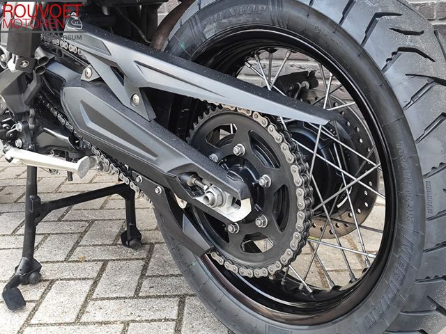 triumph - tiger-800-xcx