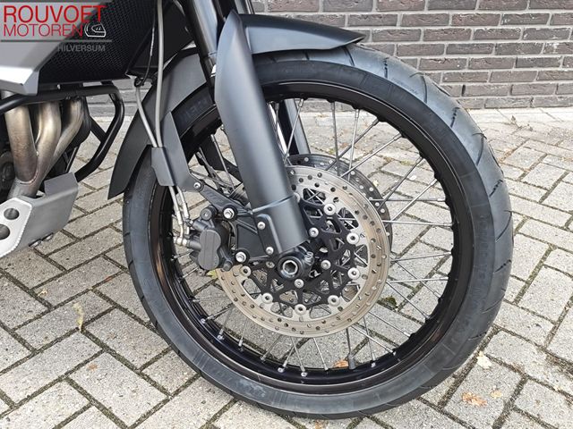 triumph - tiger-800-xcx