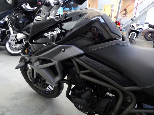 triumph - tiger-800-xr