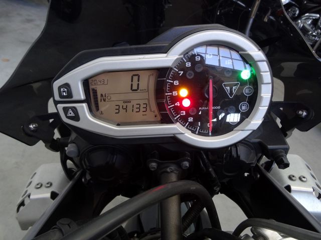 triumph - tiger-800-xr
