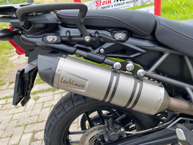 triumph - tiger-800-xrt