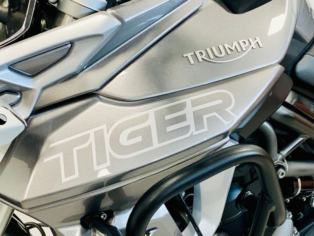 triumph - tiger-800-xrt